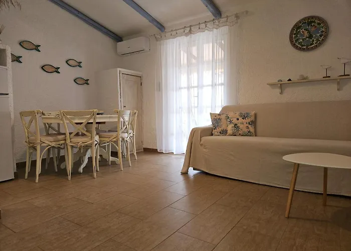 La Casetta By Gmb Holidays * Cannigione